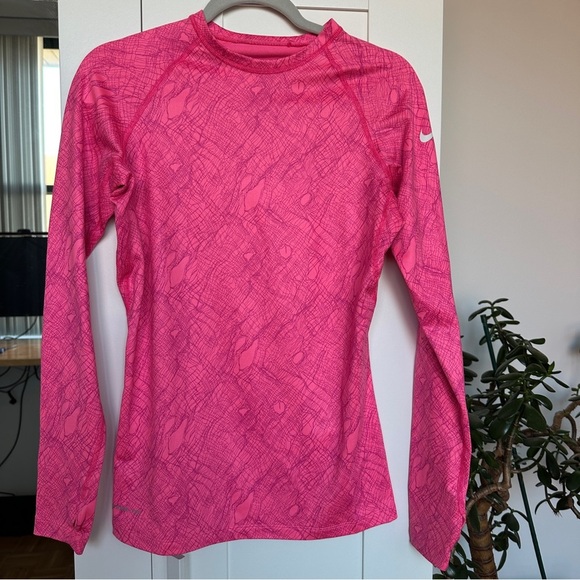 Nike Pro Combat Dr-Fit Pink Geometric Long Sleeve Fitted Top, NWOT - Picture 1 of 6